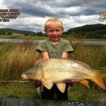 Carpe commune junior Prise par le ptit carpiste ''blondinet ' Hollandais Aout 2014 '