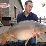 Carpe miroir 14kg Prise par Yannick Gaudemer GITE Oct 2014 004